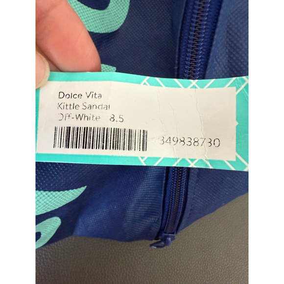 Women's Dolce Vita Kittle Off-White Gold Thong Sandals Size 8.5 - Picture 7 of 7